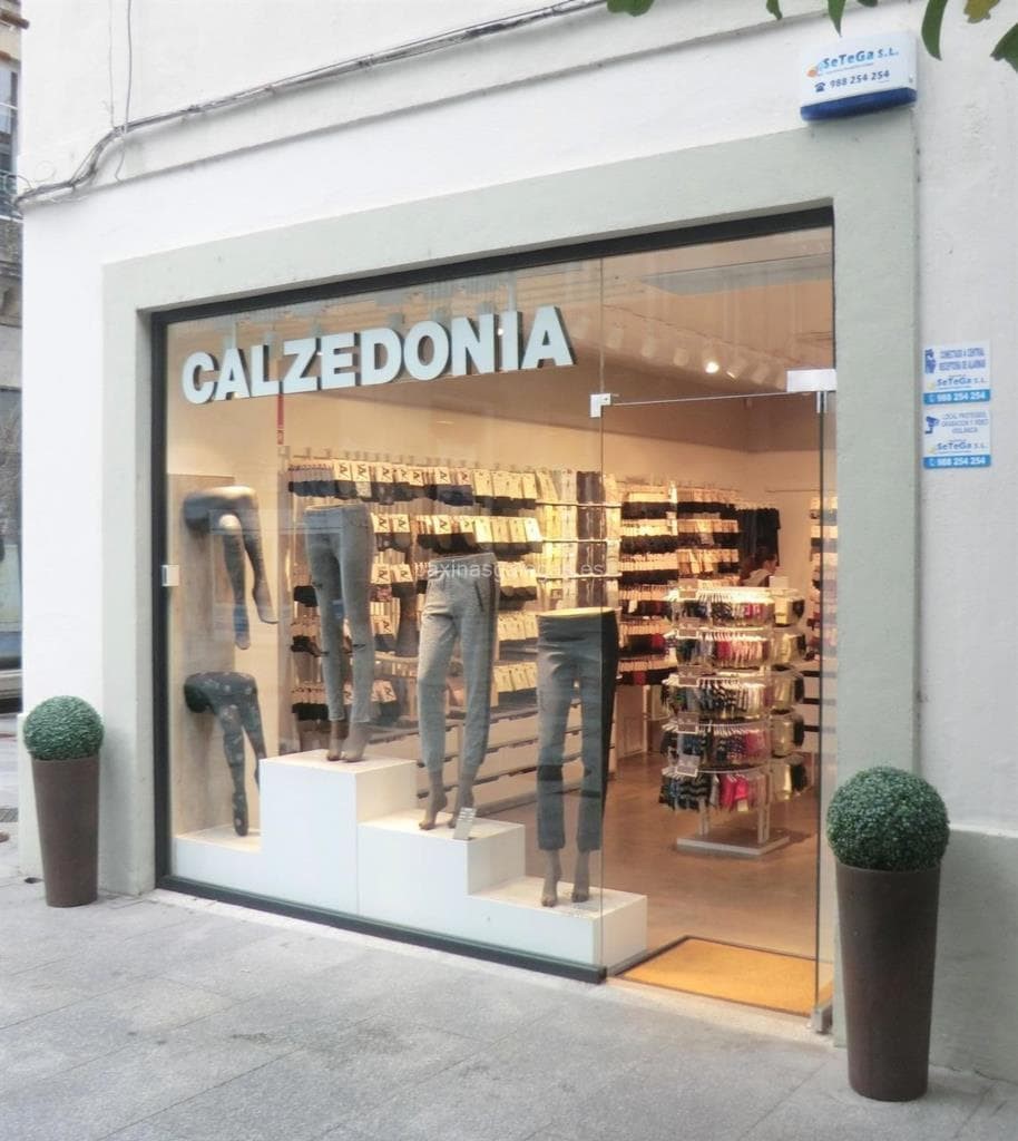 Foto 1 Calzedonia Ourense 