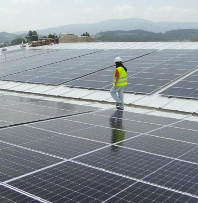 Unha empresa ourensá instalará paneis solares en 3 centros de saúde lucenses, entre eles o de Quiroga, e no CIS da Residencia